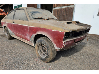 Voiture OPEL