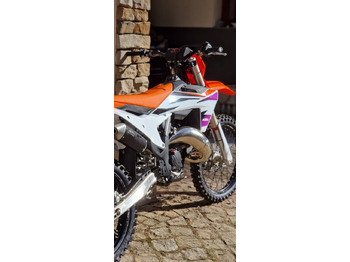 Motocyclette KTM SX 125 2024: photos 2