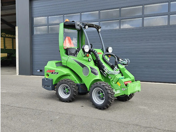Chargeuse compacte sur chenilles AVANT