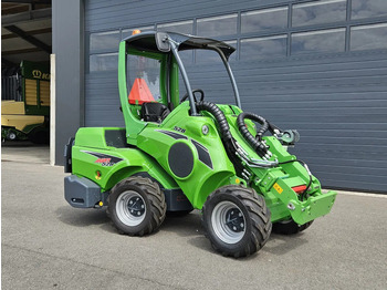Chargeuse compacte sur chenilles AVANT