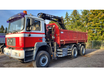 Camion benne MAN 33.414