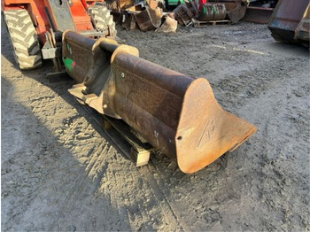 Godet pour pelle godet de curage Arden pour pelle de 12T à 16T QA30 QA31: photos 5 Godet pour pelle godet de curage Arden pour pelle de 12T à 16T QA30 QA31: photos 5