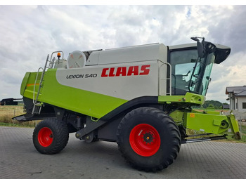 Moissonneuse-batteuse CLAAS Lexion 540