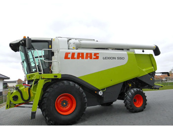 Moissonneuse-batteuse CLAAS Lexion