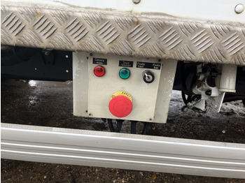 Camion avec nacelle Iveco Daily 70-170: photos 3