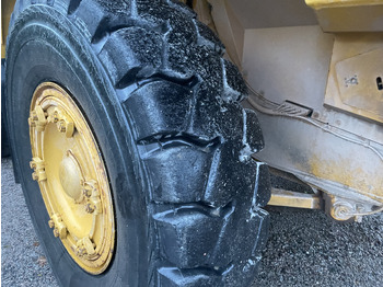 Tombereau rigide KOMATSU Hd405-6: photos 5