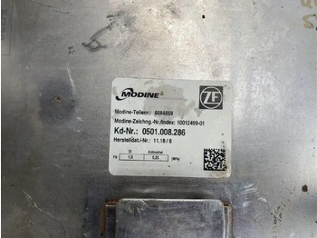 Boîte de vitesse et pièces pour Bus ZF ZF Ölkühler Wärmetauscher Getriebeölkühler Modine 0501.008.286 6084859: photos 2 Boîte de vitesse et pièces pour Bus ZF ZF Ölkühler Wärmetauscher Getriebeölkühler Modine 0501.008.286 6084859: photos 2