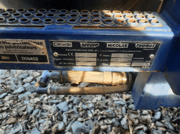 Pulvérisateur traîné CARUELLE 1000L: photos 4