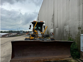 Niveleuse Volvo G746B: photos 3