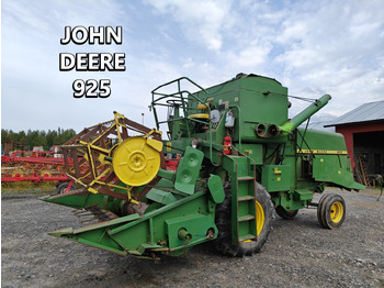 Moissonneuse-batteuse JOHN DEERE