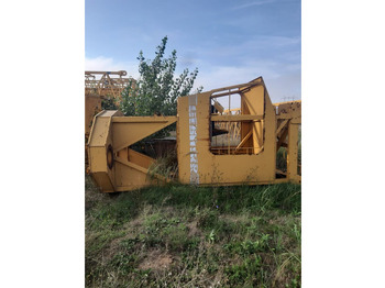 Cabine et intérieur LIEBHERR