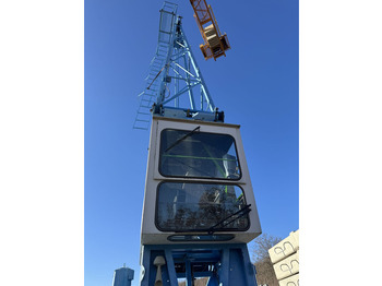 Grue à tour LIEBHERR