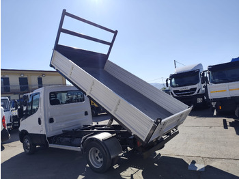 Utilitaire benne IVECO DAILY 35C13: photos 4