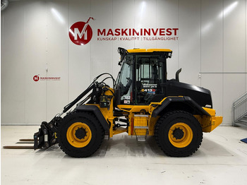 Chargeuse sur pneus JCB