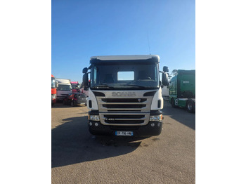 Tracteur routier SCANIA P 450