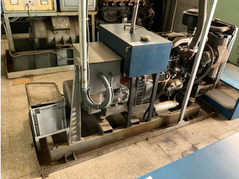 Engins de chantier PERKINS