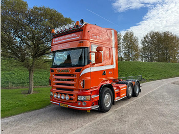 Tracteur routier SCANIA R 560