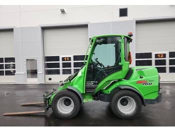Valet de ferme Avant760i: photos 2