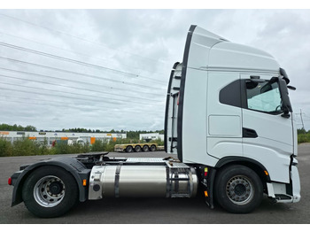 Tracteur routier IvecoS-Way 460 4x2 LNG / LBG: photos 5 Tracteur routier IvecoS-Way 460 4x2 LNG / LBG: photos 5