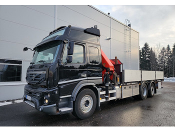 Camion plateau VOLVO
