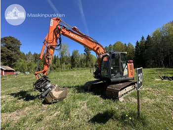 Pelle sur chenille HITACHI ZX135US-6