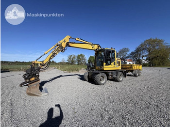 Pelle sur pneus KOMATSU PW148-10
