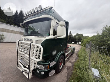 Camion ampliroll SCANIA R 520