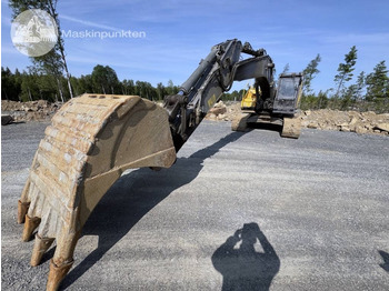 Pelle sur chenille VOLVO EC250ENL
