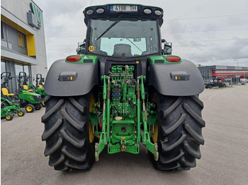 Tracteur agricole John Deere 6215R: photos 4