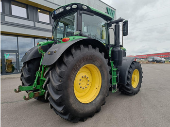 Tracteur agricole John Deere 6215R: photos 3