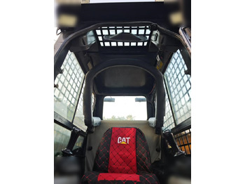 CATERPILLAR 226B en leasing occasion CATERPILLAR 226B: photos 3