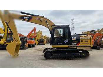 Pelle sur chenille CATERPILLAR 320D