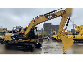 Pelle sur chenille CATERPILLAR 320D: photos 2