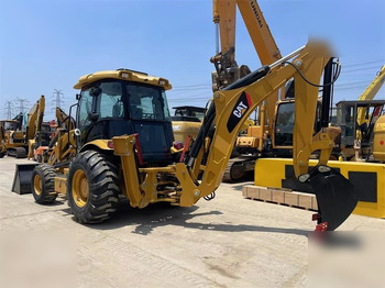 Tractopelle CATERPILLAR 420F: photos 3