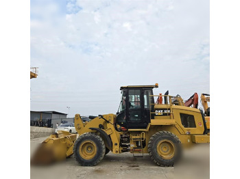 CATERPILLAR 924K en leasing occasion CATERPILLAR 924K: photos 2