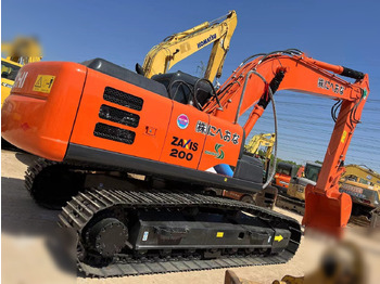Pelle sur chenille HITACHI ZX200