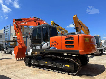 Pelle sur chenille HITACHI ZX200