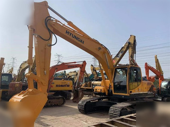 Pelle sur chenille HYUNDAI ROBEX 220 LC-9S: photos 2