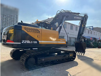 Pelle sur chenille HYUNDAI ROBEX 220 LC-9S: photos 2