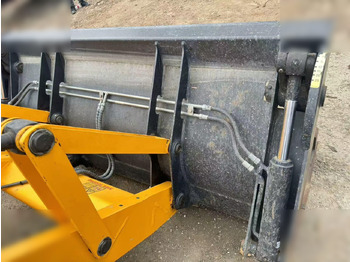 Tractopelle JCB 3CX: photos 4