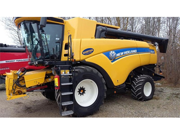 Moissonneuse-batteuse NEW HOLLAND CX series