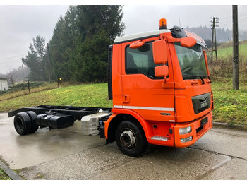 Châssis cabine MAN Man TGM 12.250 euro 6 ramo do zabudowy Pomoc drogowa laweta kiper: photos 2 Châssis cabine MAN Man TGM 12.250 euro 6 ramo do zabudowy Pomoc drogowa laweta kiper: photos 2