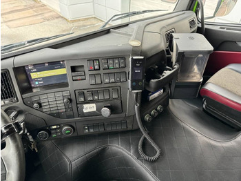 Camion benne Volvo FM 8*4: photos 3