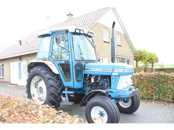 Tracteur agricole FORD