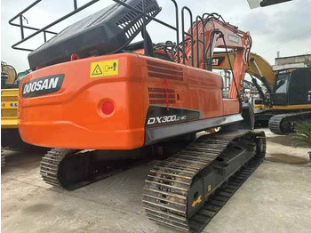 Pelle sur chenille Used Digger DOOSAN DX300 Construction Machinery Construction Digger Used DOOSAN DX300 Cheap Excavator: photos 2