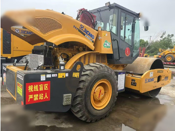 Compacteur XCMG XS223J