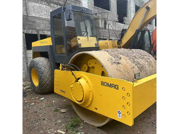 Compacteur à pieds de mouton/ Monocylindre