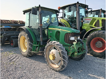 Tracteur agricole JOHN DEERE 5820