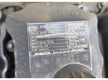 Moteur pour Pelle KOMATSU 6D125E-3: photos 4