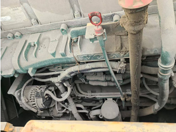 Moteur pour Pelle VOLVO D16: photos 4